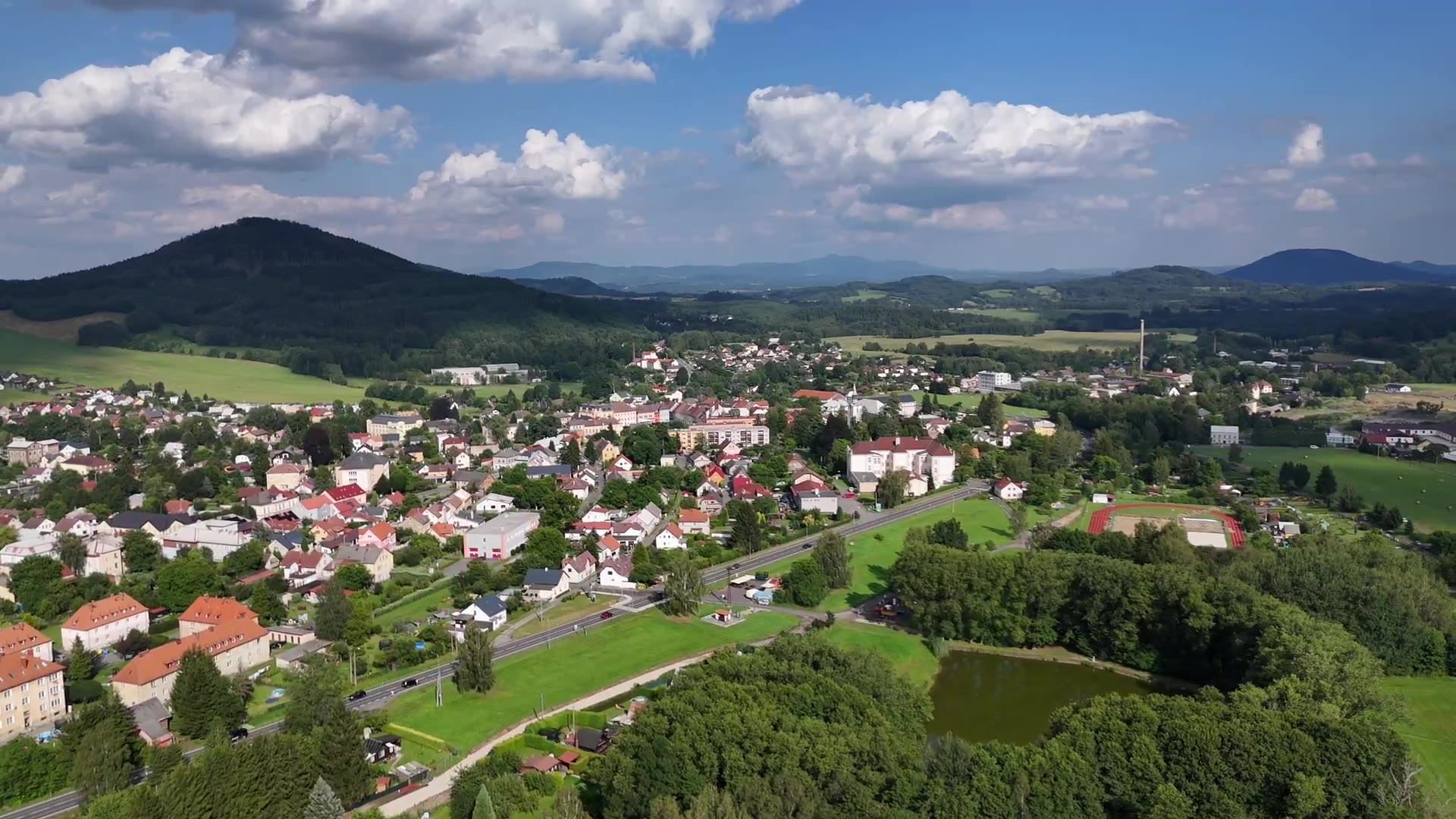 Letecký pohled na Cvikov